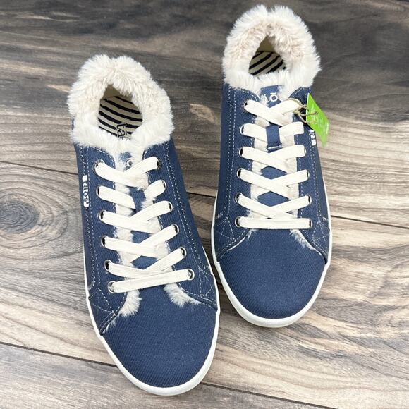 NIB Taos Footwear 9W WIDE Starline Canvas Faux Fur Sneakers - Picture 2 of 11